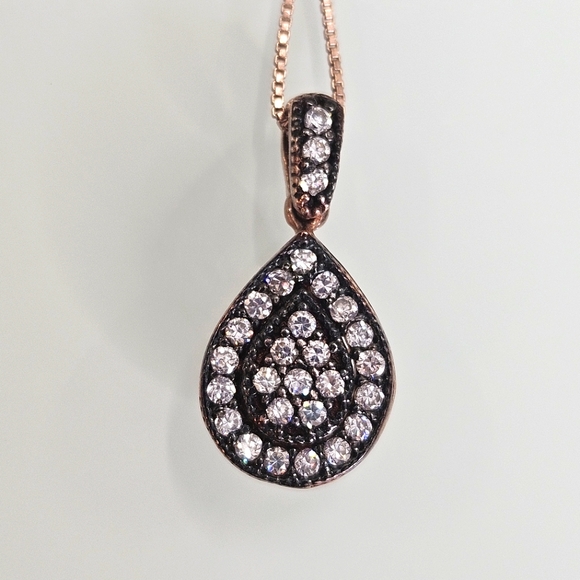 Rose Gold Sterling Silver Crystal Pendant & Rose Gold Plated 925 Box Chain 18" - Picture 9 of 13